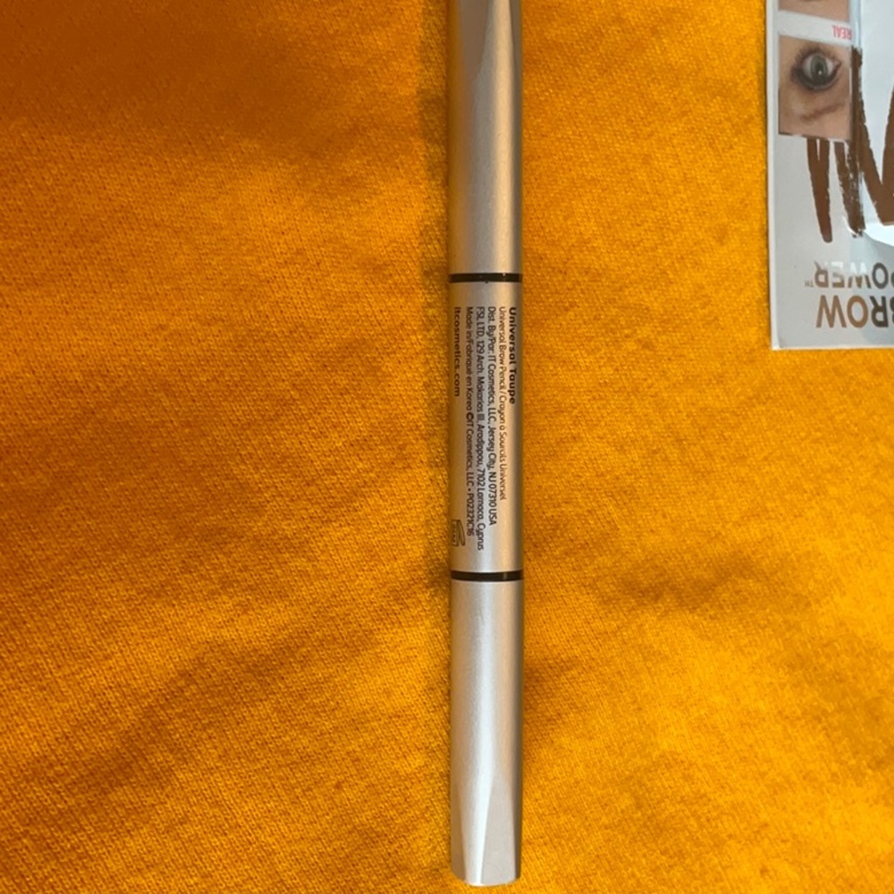 It Cosmetics Brow Powder Universal Pencil in Universal Taupe .0018oz/.05g, NWT - Picture 7 of 8